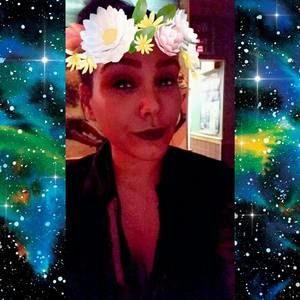 Meet your Posher, Alyna